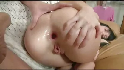 दो सुंदरियों ने एक सोते हुए आदमी को बीएफ सेक्सी मूवी एचडी फुल जगाया और उसके डिक को चूसा