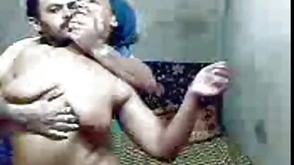 परिपक्व, नकली गोरा उसकी रसोई में गांठदार हो एक्स एक्स फुल मूवी वीडियो जाता है