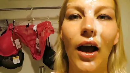 एक परिपक्व रेडहेड आदमी एक युवा गोरा को चोदता है और फर्स्ट टाइम सेक्स फुल मूवी शुक्राणु को गुलाबी चश्मे पर खींचता है