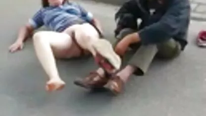 एक सुंदर सेक्सी गोरा सेक्सी फिल्म फुल मूवी गोरा शरीर, गुदा और चूत का हस्तमैथुन करता है