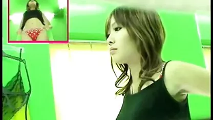 बड़े स्तनों सेक्सी फिल्म फुल एचडी में के साथ एक युवा गोरा कुशलतापूर्वक एक डिक चूसा