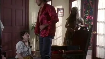 कामुक कुतिया कार्यालय फुल सेक्सी मूवी वीडियो में में उसे बिल्ली बंद झटका और एक क्लर्क के साथ गड़बड़ कर दिया