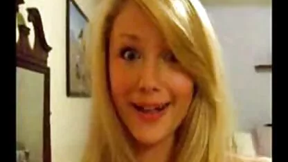 एक ज्वलंत संयुक्त बंद मरोड़ते हुए और मेरी सेक्सी फिल्म फुल एचडी फिल्म गांड दिखाते हुए