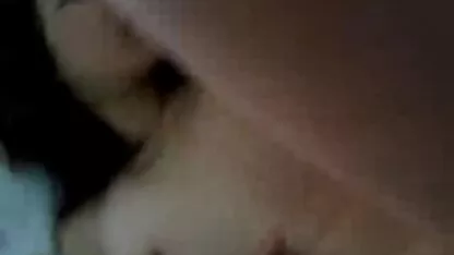 सभी छेदों में फुल एचडी सेक्सी फिल्म एक श्यामला की भीड़ गड़बड़