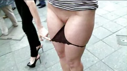 एक लिंग को शौचालय के एक छेद से बाहर निकलते हुए देखकर एक युवा समलैंगिक ने उसे अपने मुंह में एक्स एक्स एक्स वीडियो फुल मूवी हिंदी ले लिया