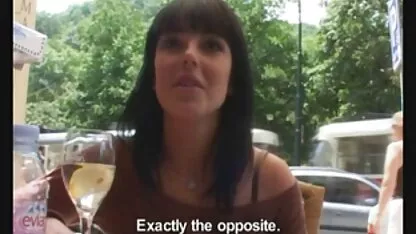 आबनूस कुतिया सफेद डिक चूसना और सह पीने के लिए प्यार करता एचडी फुल सेक्सी फिल्म है