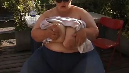 सेक्सी, गंजे सुंदरियों pussies फुल सेक्सी फिल्में के साथ खेलते हैं