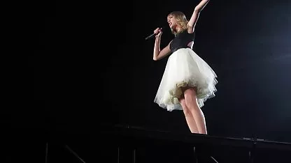 लाल बालों सेक्स वीडियो मूवी फुल वाली समलैंगिक धीरे से बिल्ली श्यामला