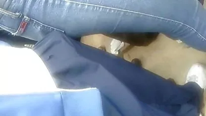 एक युवा कुतिया अपनी जीभ से अपने दोस्त के गधे को पाउंड इंग्लिश सेक्सी फिल्म फुल करती है