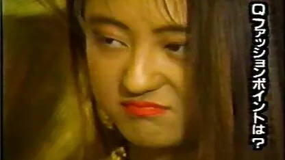 तीन सेक्सी सेक्सी दोस्तों ने अपने पूर्व सेक्सी फिल्म फुल सेक्सी के साथ एक समूह सेक्स की व्यवस्था की